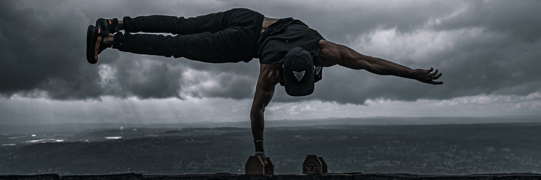 BLACK WEEKEND 2020 by GORNATION - Deals, Parallettes, Collection & more