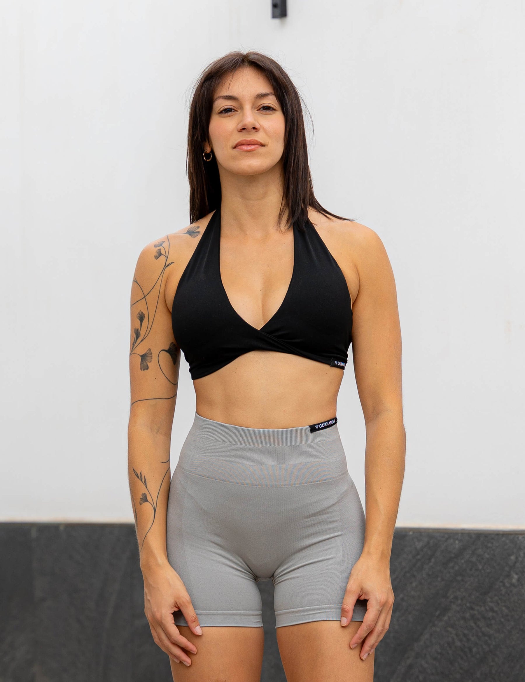 Essential Neckholder Sports Bra Women