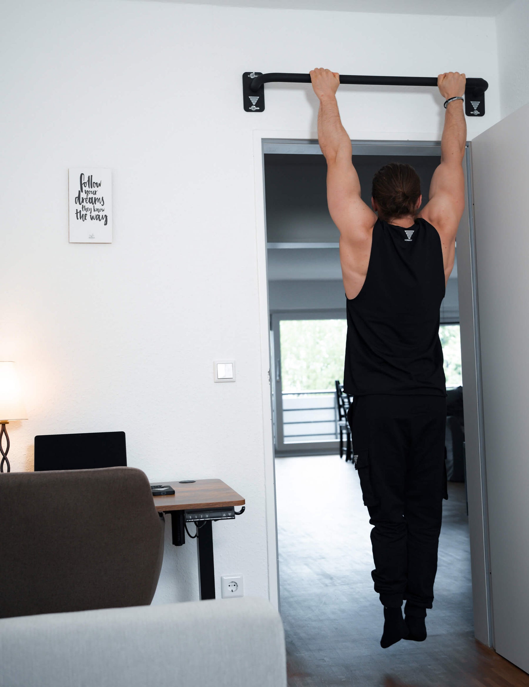 Doorway Pull Up Bar Uni