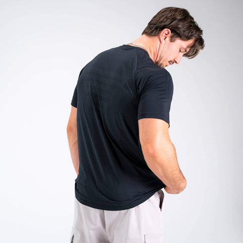 RAGLAN SLEEVES