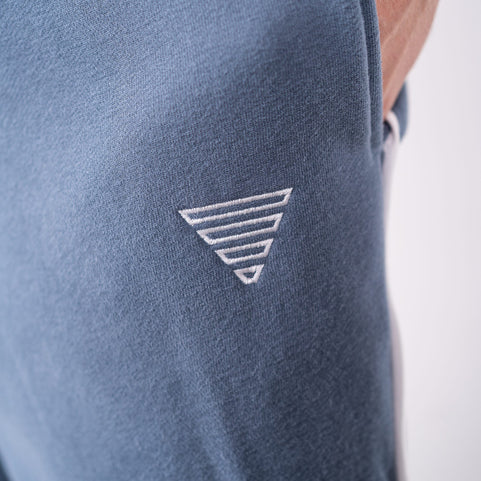 EMBROIDERED LOGO