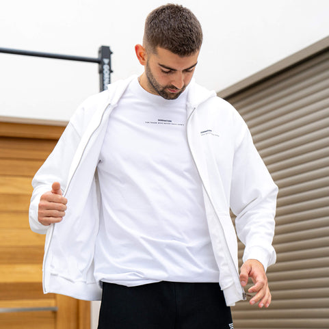 MODERN STREETWEAR LOOK
