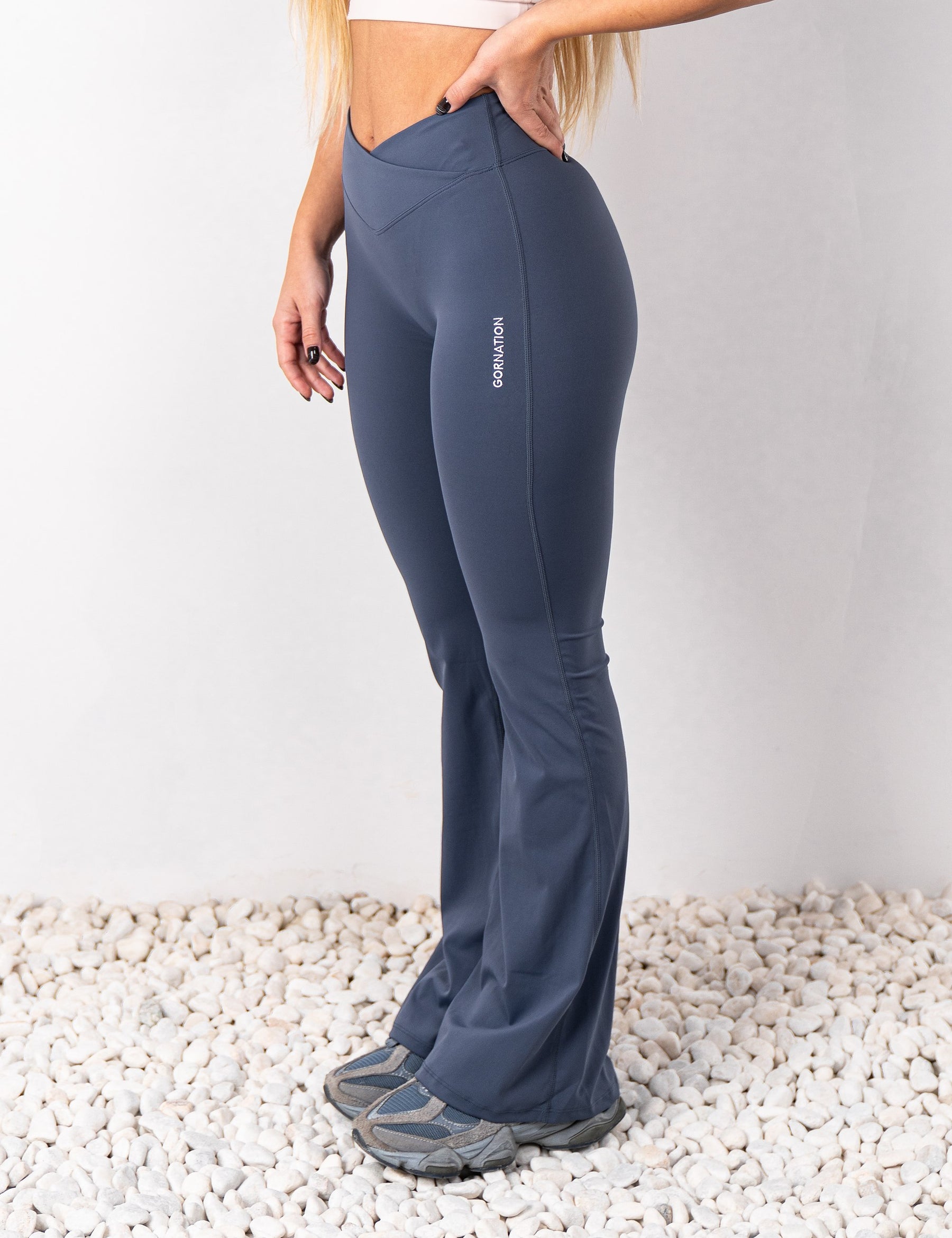 Arc Flared Leggings