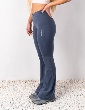 Arc Flared Leggings
