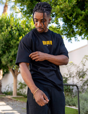 Never Give Up Oversized T-Shirt (Limited Edition)