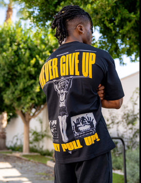 Never Give Up Oversized T-Shirt (Limited Edition)