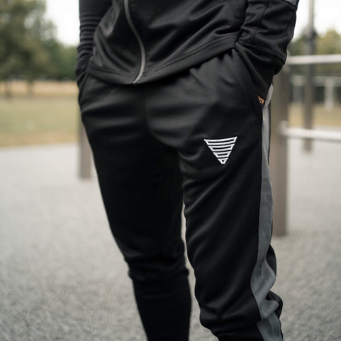 COMFORTABLE & STYLISH