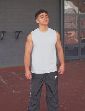 GORNATION athlete wearing the GORNATION active tank top in grey