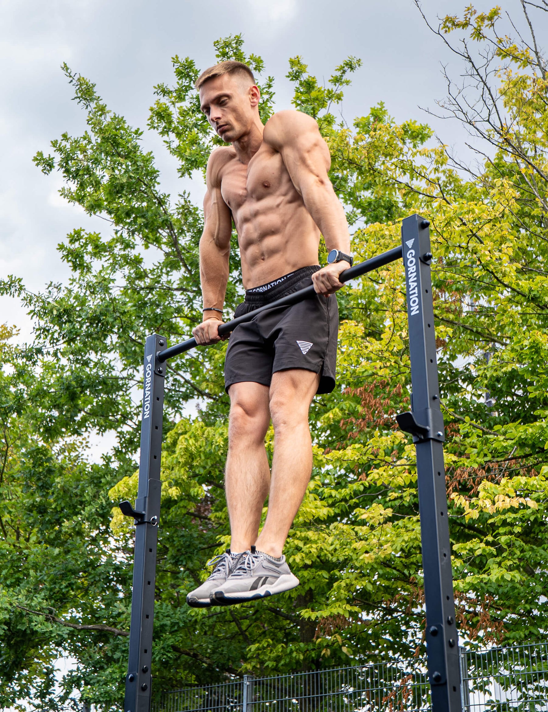 Premium Pull Up Station