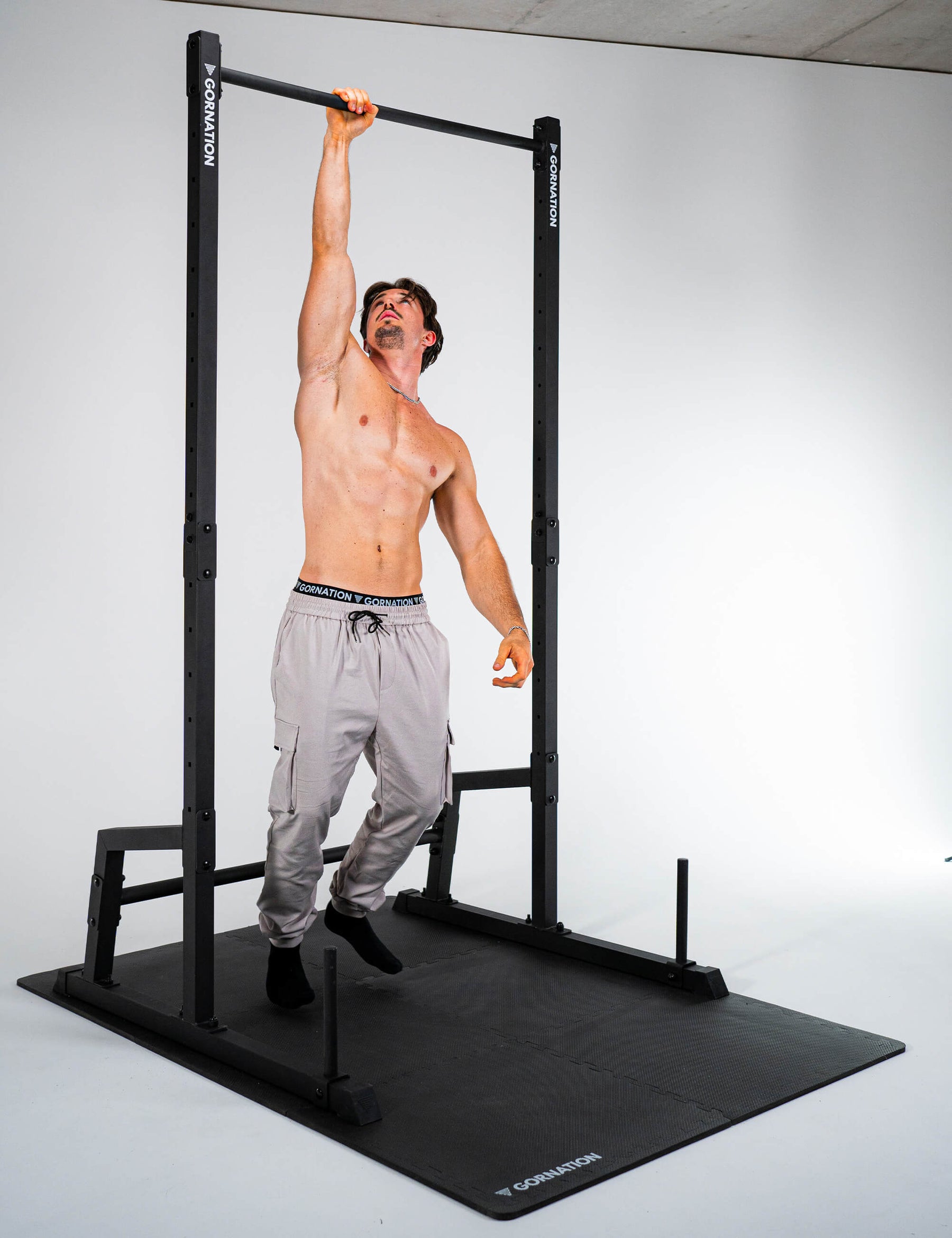 Premium Pull Up Station