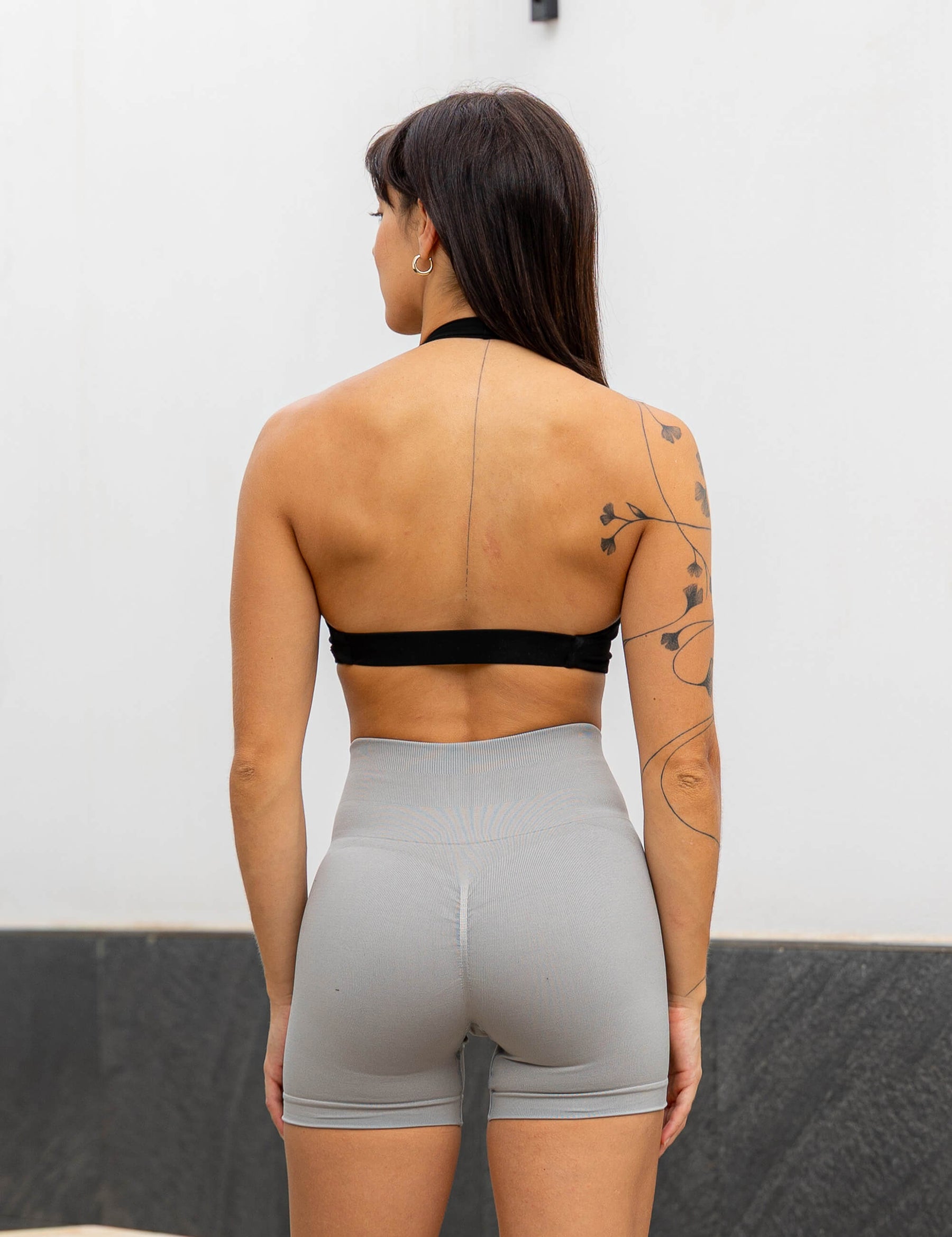 Essential Neckholder Sports Bra Women